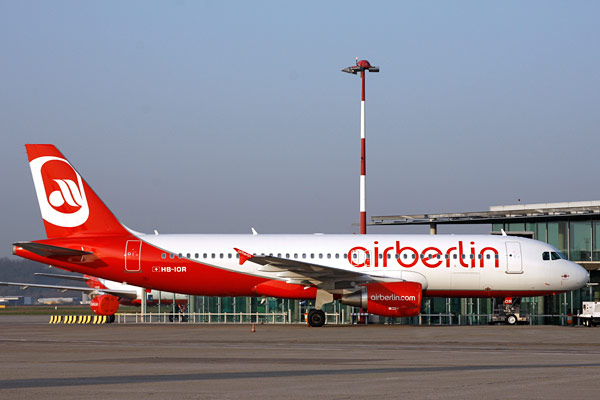 Авиакомпания Air Berlin решила уволить 1,4 тыс. сотрудников – СМИ — Агентство Бизнес Новостей — Ремонт дома